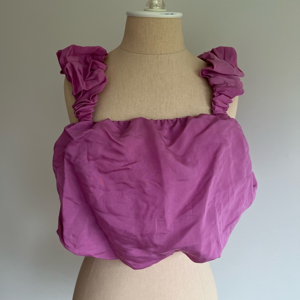 Puffy pink cropped Top